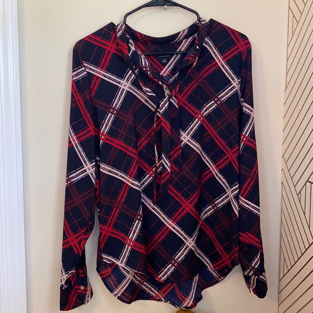Ann Taylor Button Down